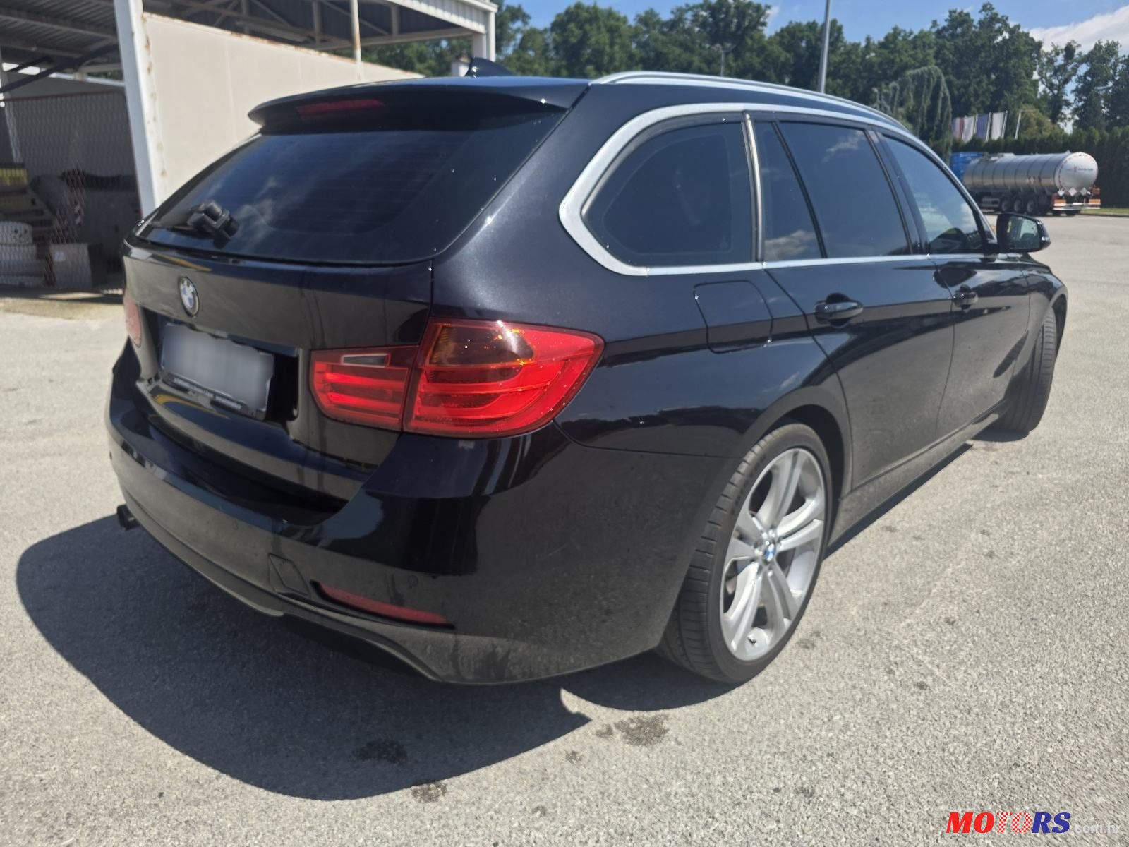 2013' BMW Serija 3 316D photo #4