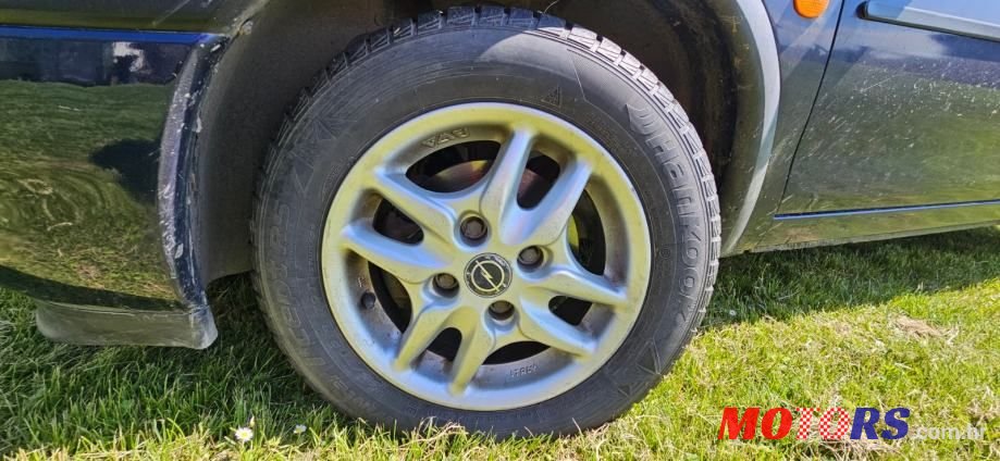 1996' Opel Corsa 1,4 I photo #5