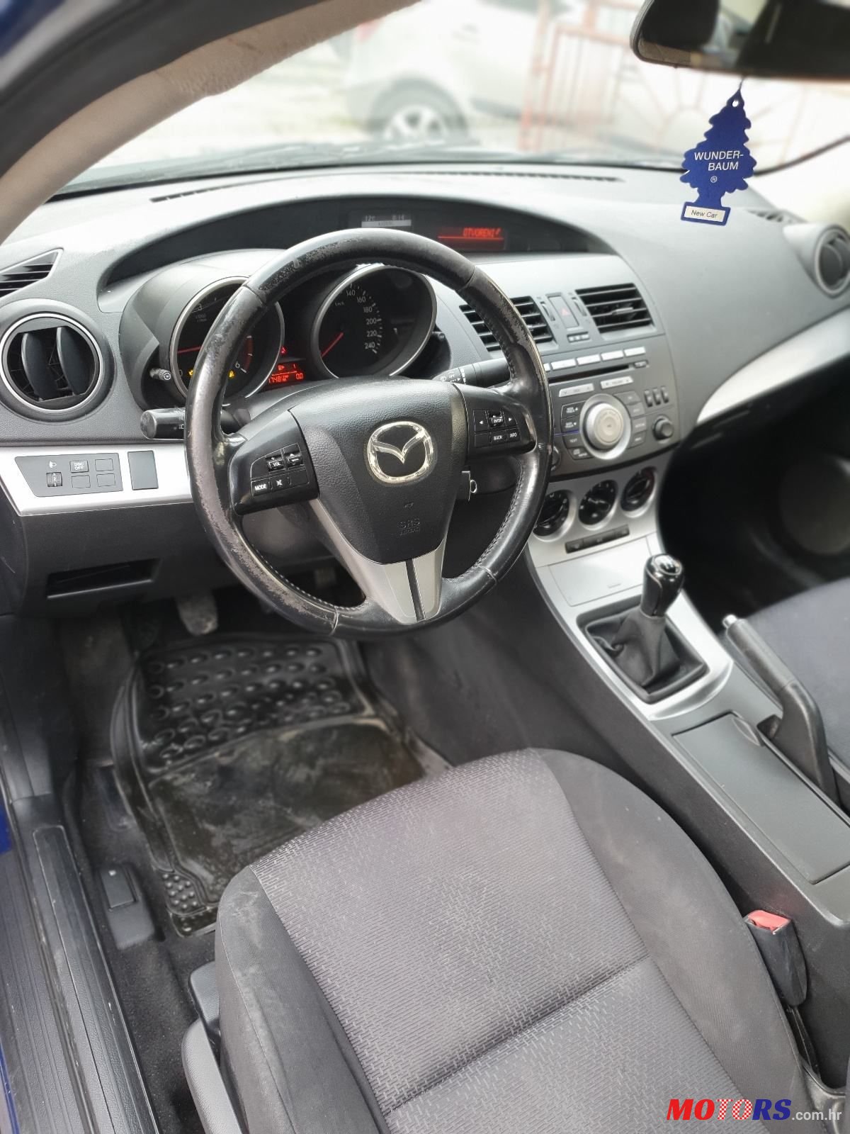 2009' Mazda 3 Hdi photo #6