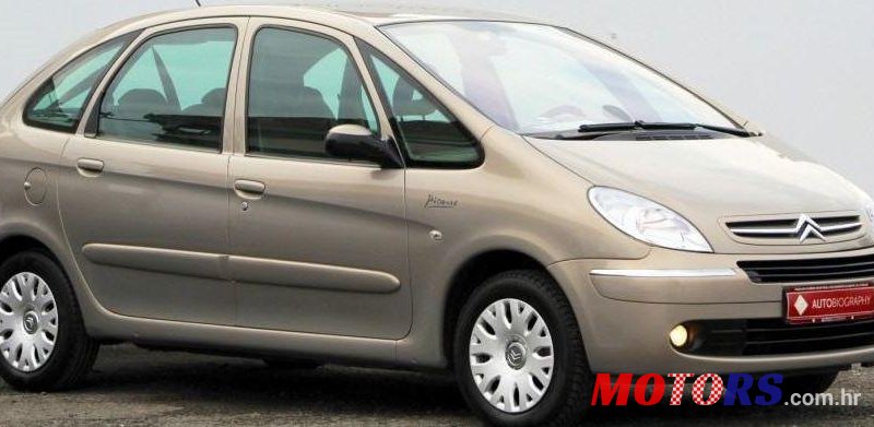 2007' Citroen Xsara Picasso 1,6 I 2 photo #1