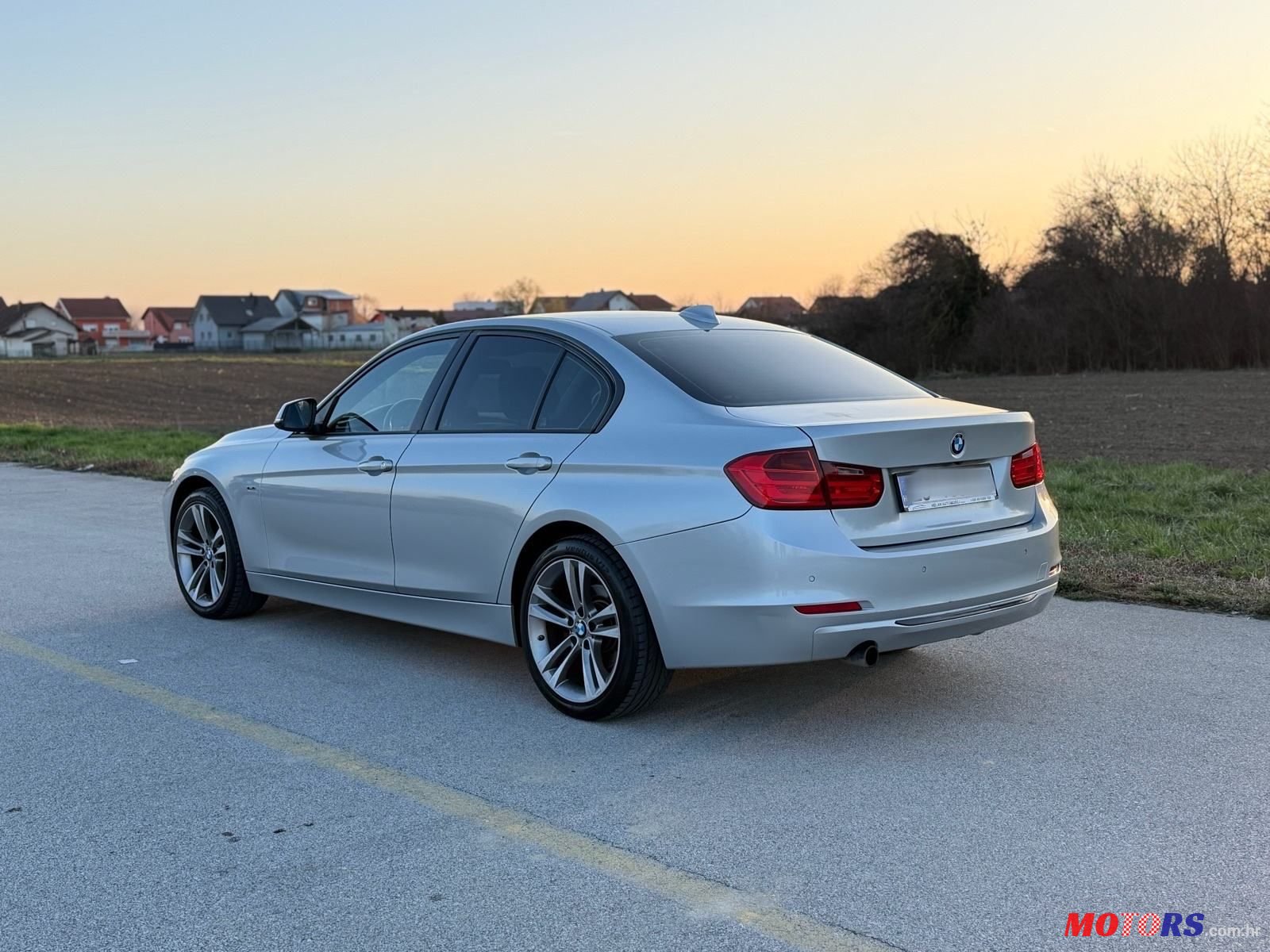 2015' BMW Serija 3 316D photo #5
