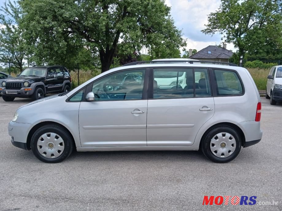 2005' Volkswagen Touran 1,9 Tdi photo #3