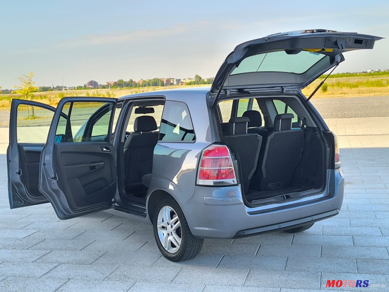 2007' Opel Zafira 1,9 Cdti photo #6