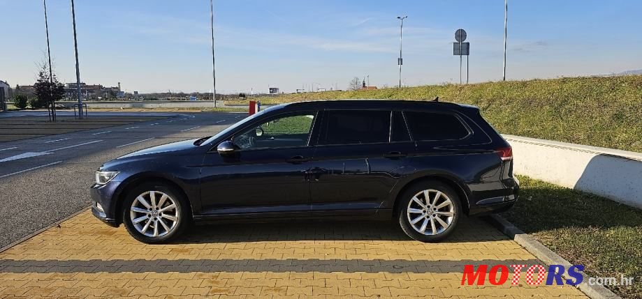 2016' Volkswagen Passat photo #5