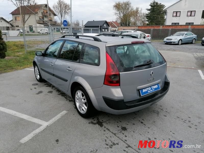2003' Renault Megane Grandtour photo #5