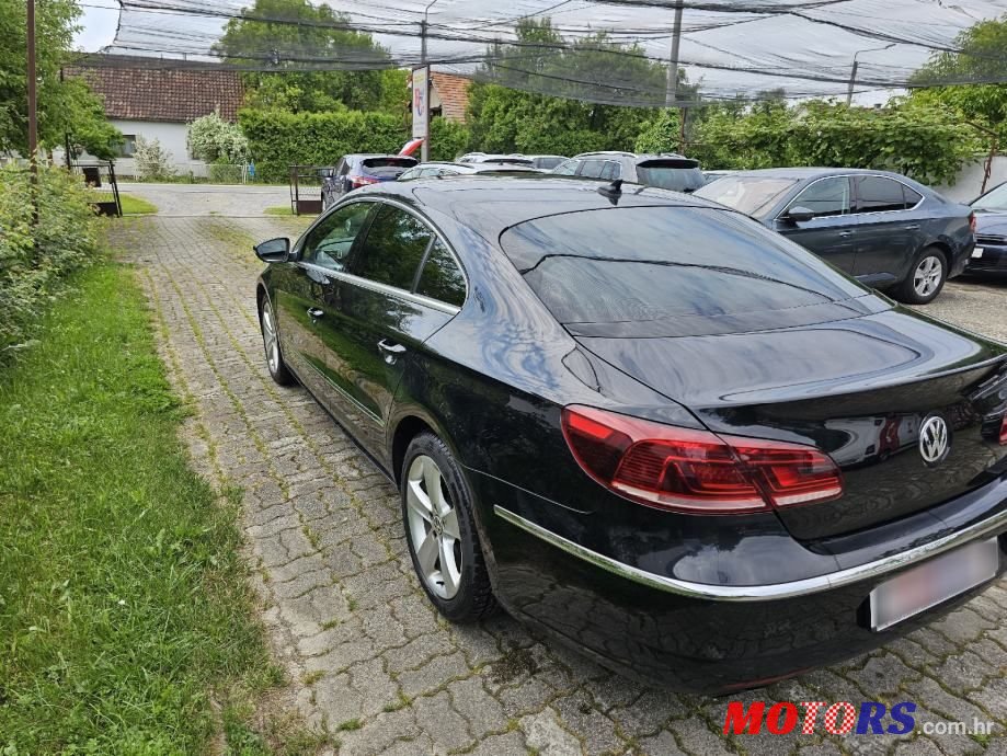 2013' Volkswagen Passat 2,0 Tdi Bmt photo #3