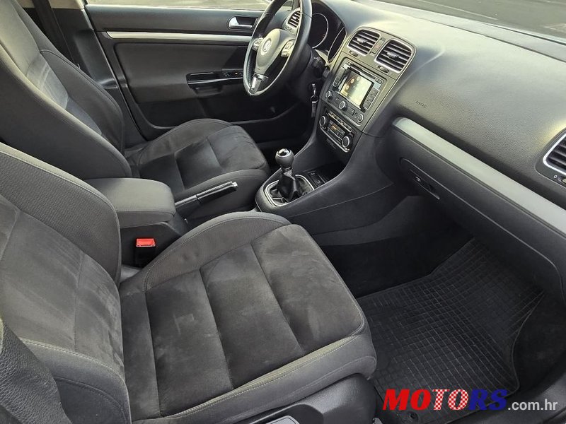 2012' Volkswagen Golf VI Variant photo #6
