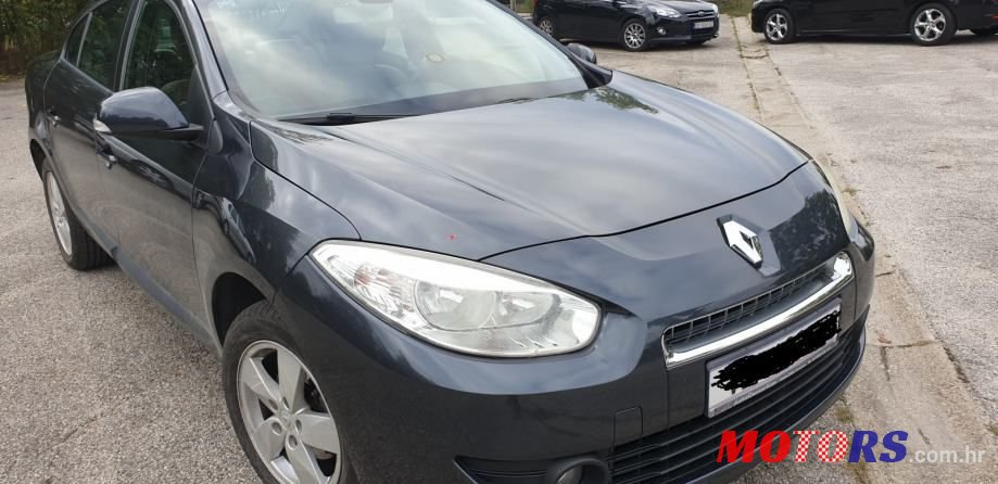 2010' Renault Fluence 1,6 16V photo #2