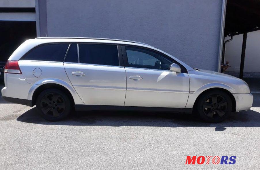 2004' Opel Vectra 3,0 Dt photo #1