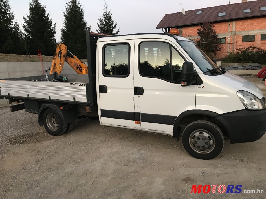 2010' Iveco photo #1