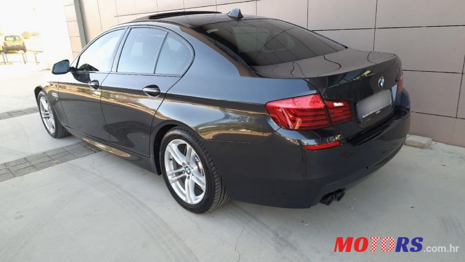 2014' BMW Serija 5 520D photo #4