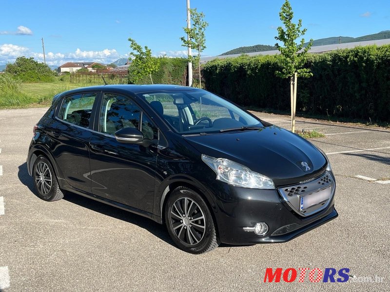 2013' Peugeot 208 1,4 Hdi photo #4