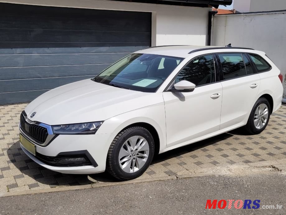 2021' Skoda Octavia Combi photo #5