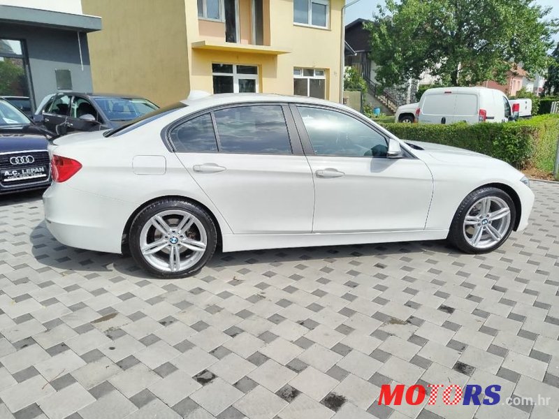 2013' BMW Serija 3 320D photo #4