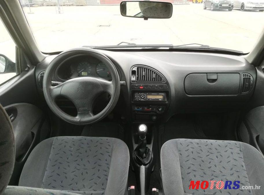 2001' Citroen Saxo 1,5 D X photo #2