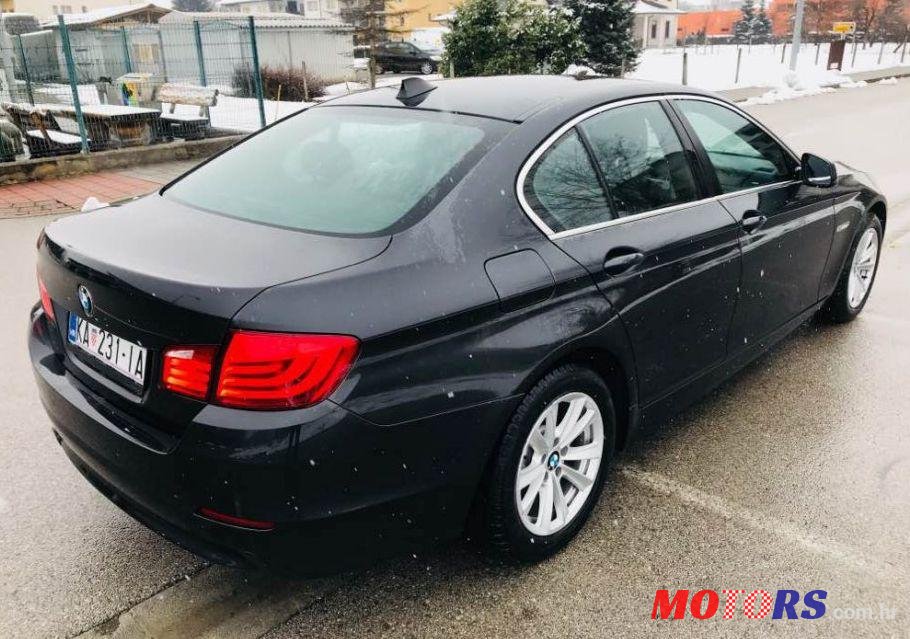 2013' BMW Serija 5 520D photo #1