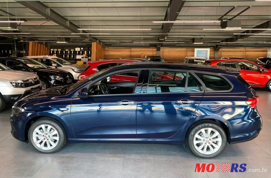 2017' Fiat Tipo 1.6 photo #3