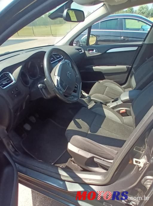 2013' Citroen C4 1,6 Hdi photo #4