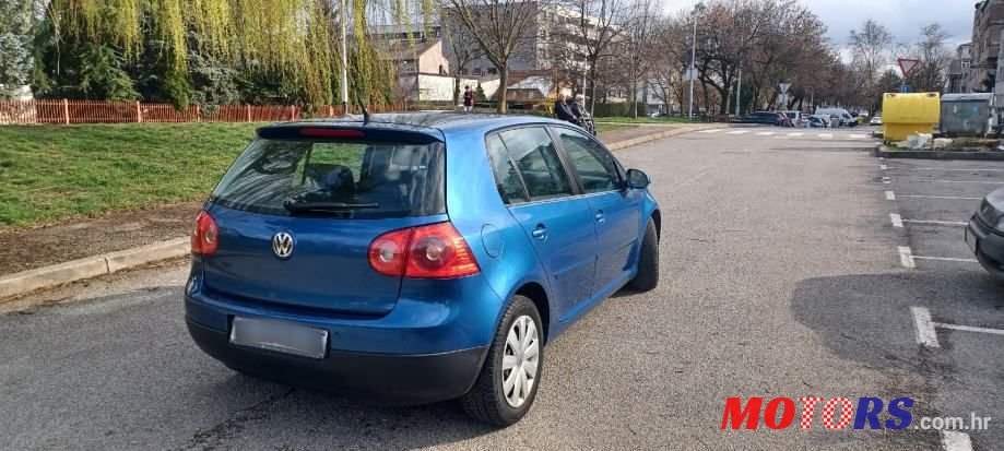 2008' Volkswagen Golf 5 2,0 Tdi photo #3