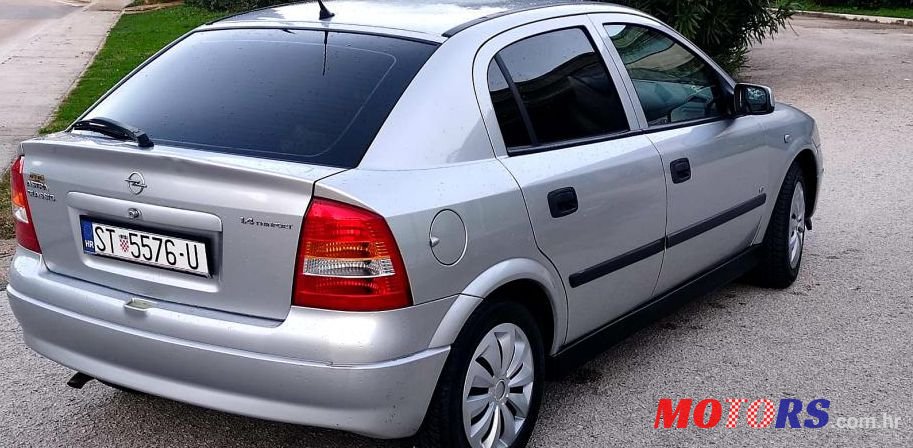 2007' Opel Astra 1,4 photo #1