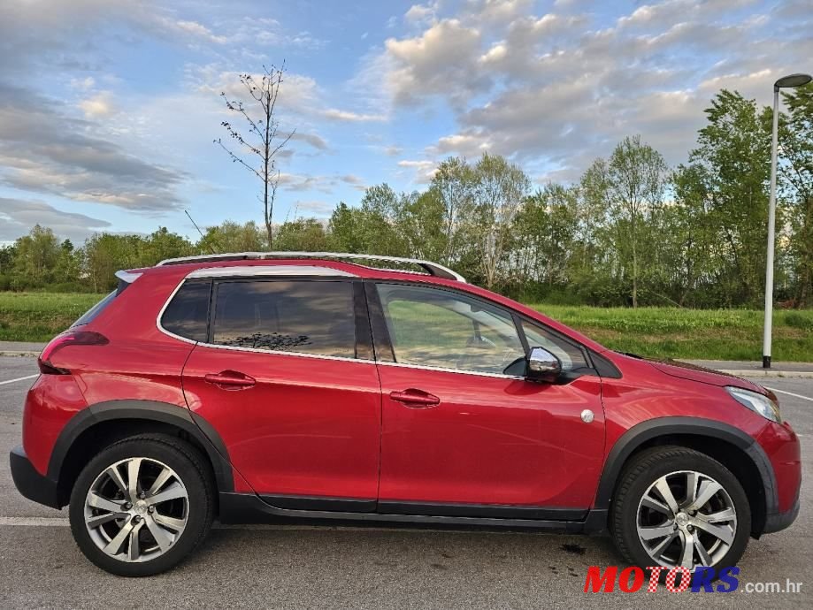 2016' Peugeot 2008 1,2 photo #6