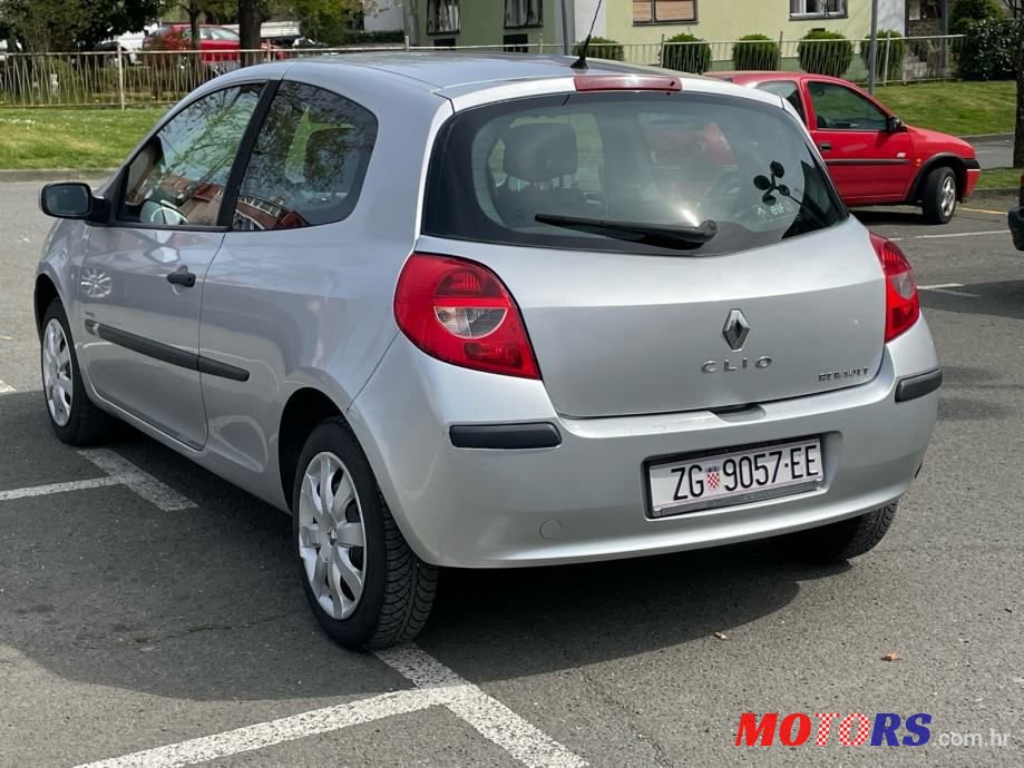 2008' Renault Clio 1,2 16V photo #5