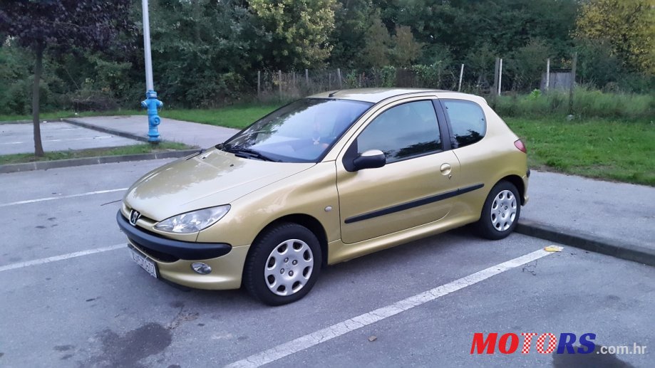 2003' Peugeot 206 photo #1