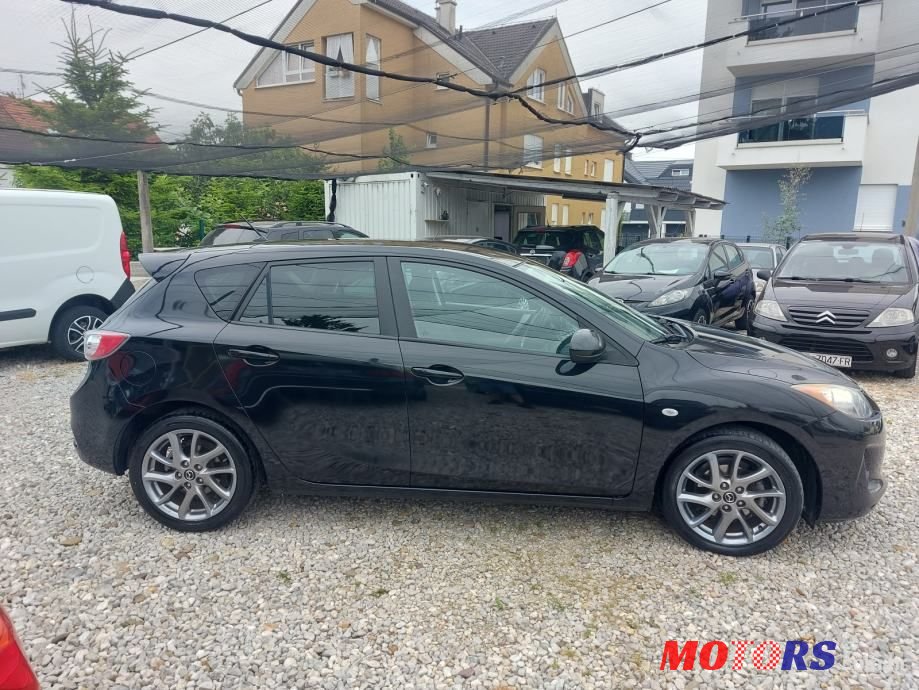 2013' Mazda 3 1.6H Hdi photo #6