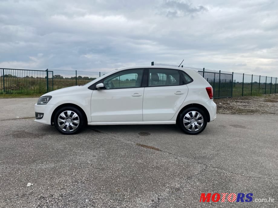 2010' Volkswagen Polo 1,6 Tdi photo #3