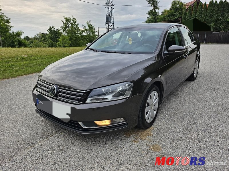 2013' Volkswagen Passat 1,6 Tdi Bmt photo #1