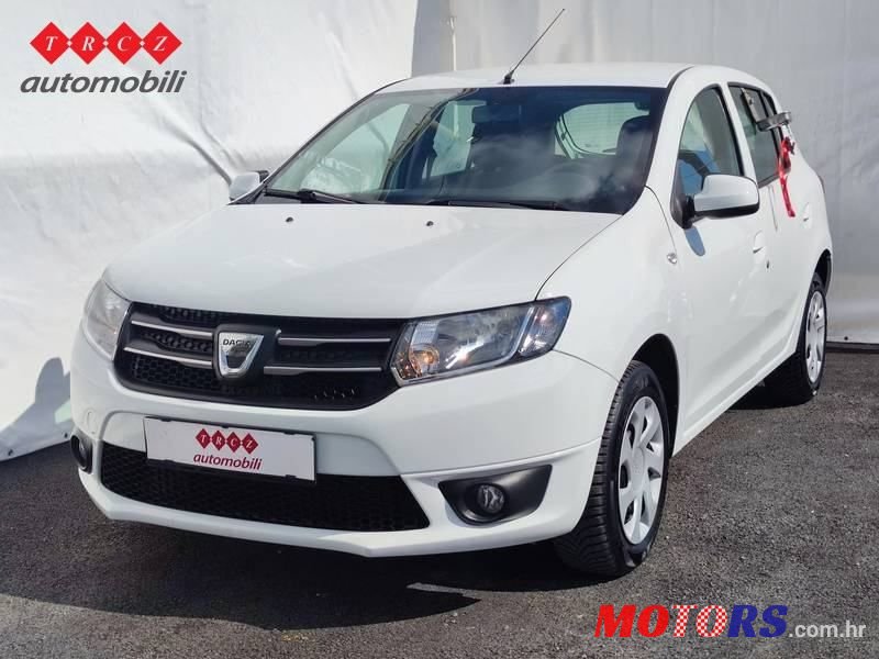 2015' Dacia Sandero photo #1