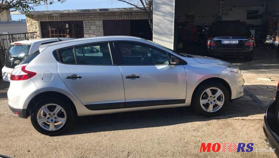 2011' Renault Megane 1,6 16V photo #1