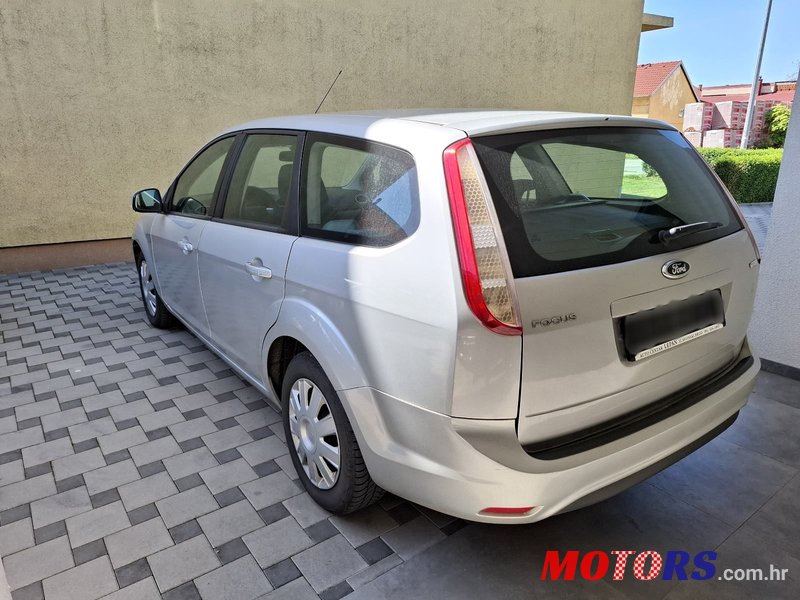 2009' Ford Focus Karavan photo #6