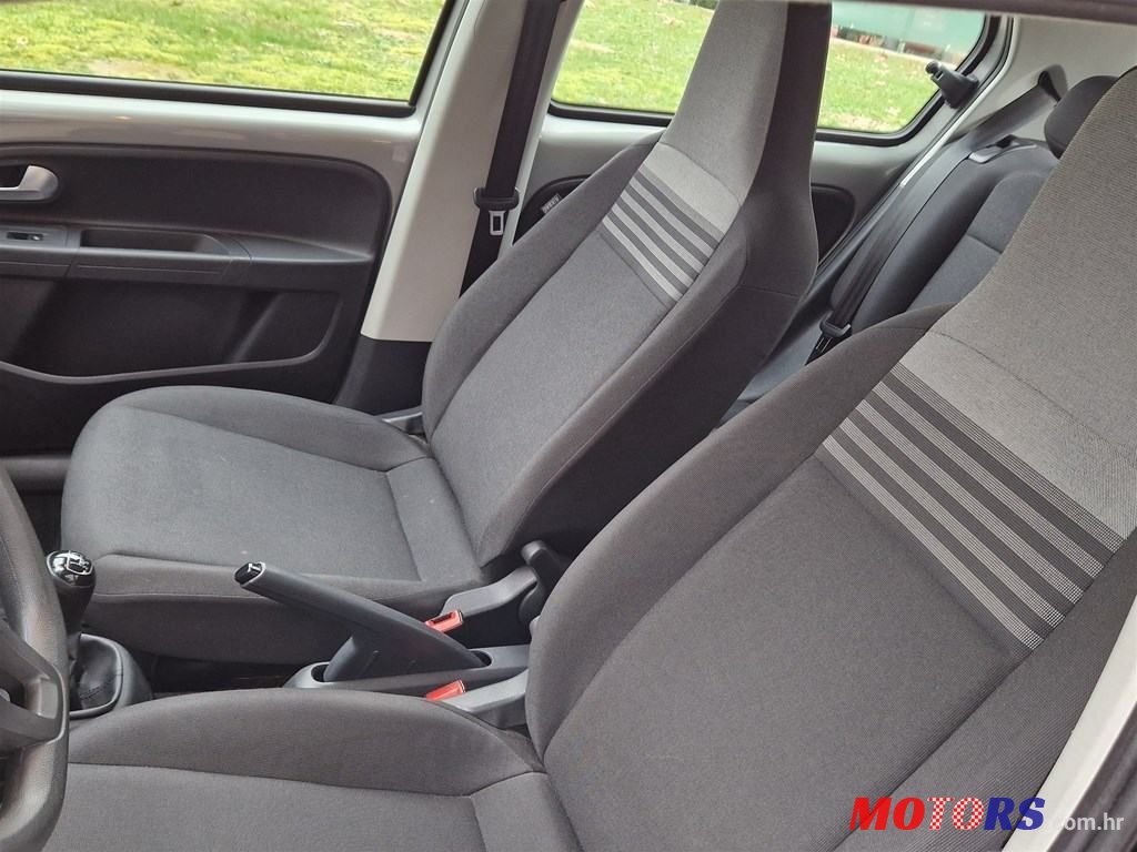 2018' Volkswagen Up! 1,0 photo #5