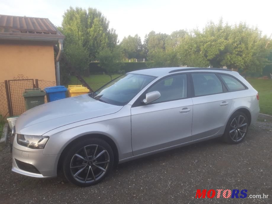 2013' Audi A4 Avant photo #2