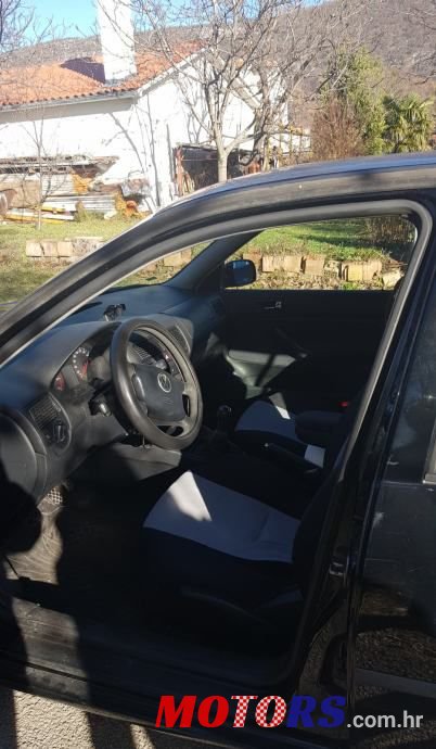 1999' Volkswagen Golf 4 1,4 photo #5