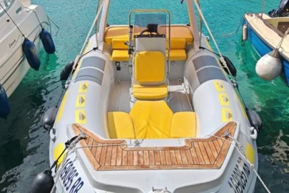 2010' Barracuda B 20