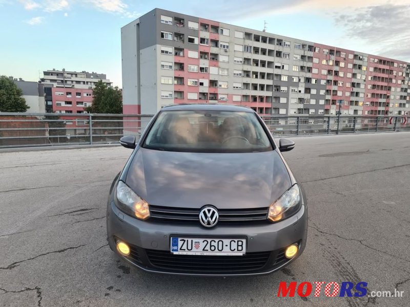 2010' Volkswagen Golf 6 1,6 Tdi photo #2