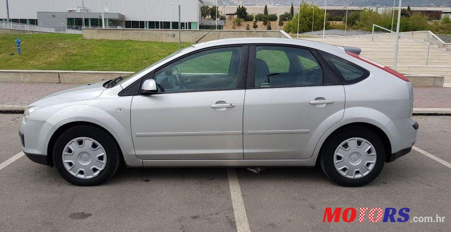 2008' Ford Focus 1,6 photo #2