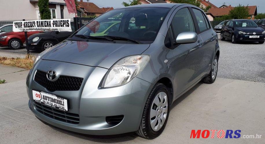 2007' Toyota Yaris 1,0 Vvt-I photo #1