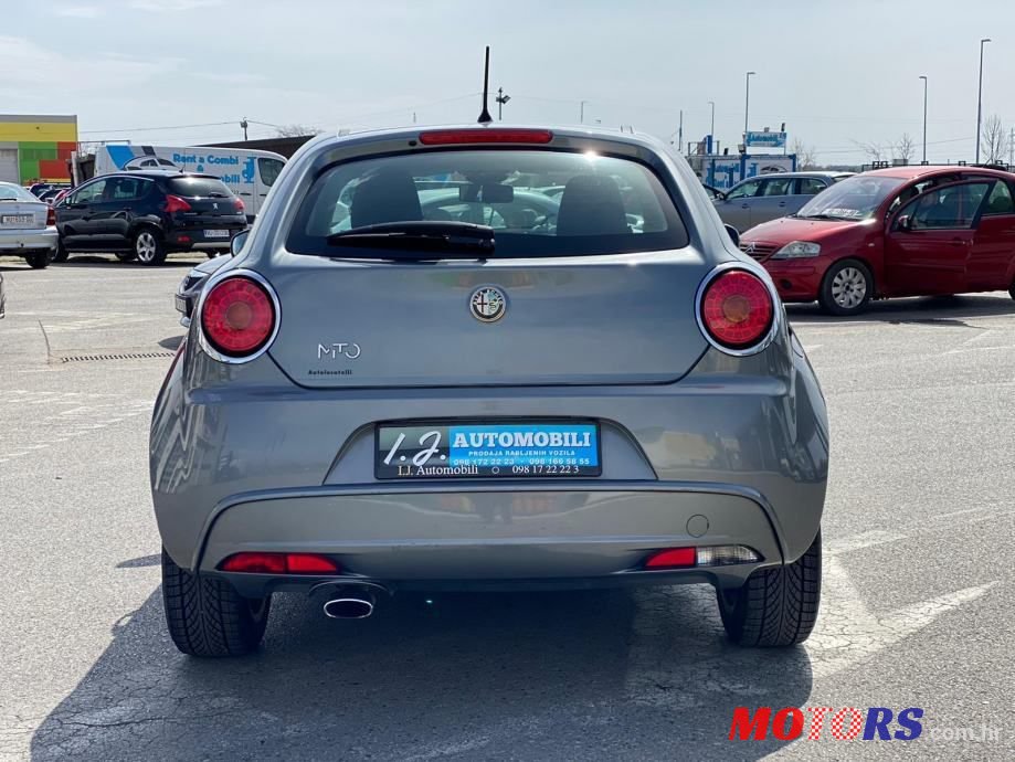 2010' Alfa Romeo MiTo photo #2