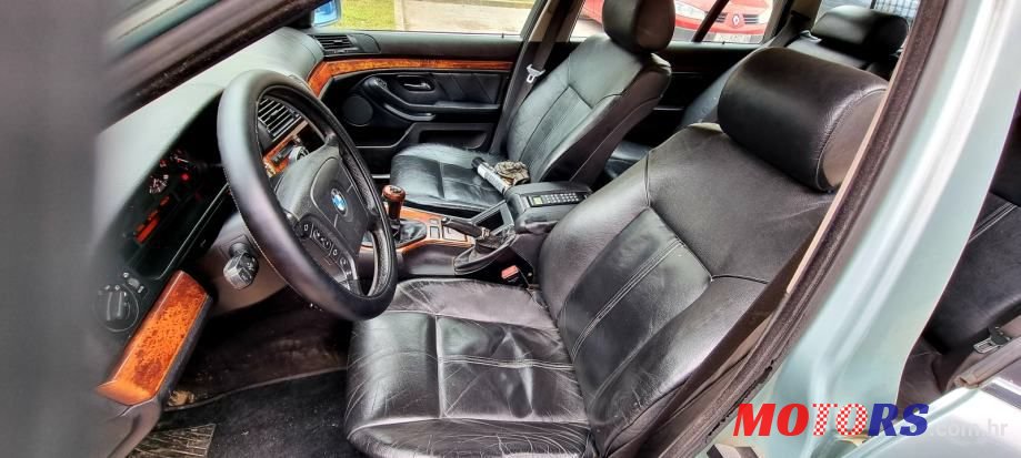 2001' BMW Serija 5 530D photo #4