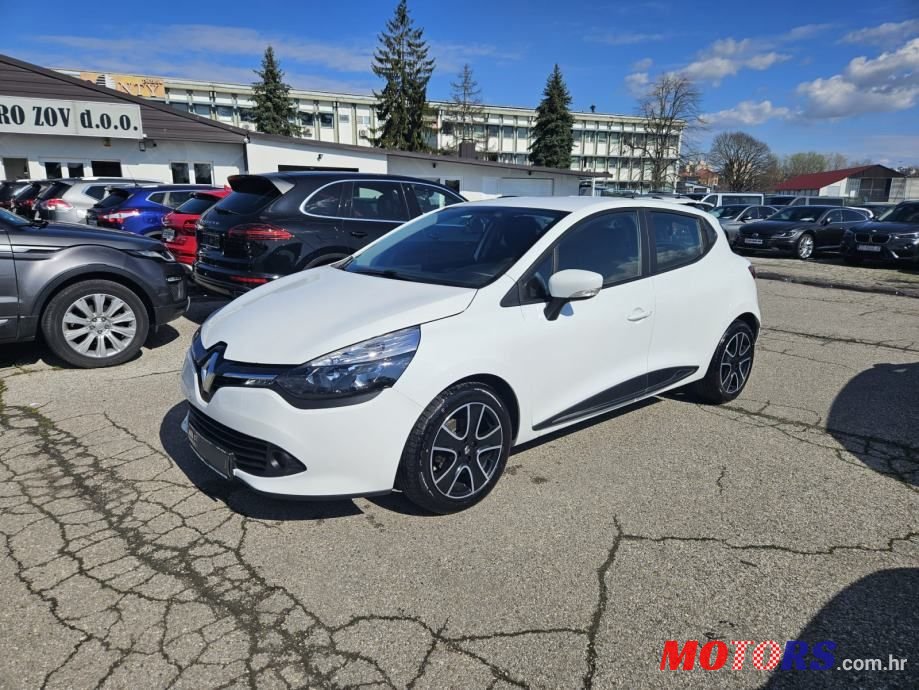 2015' Renault Clio Dci 90 photo #1