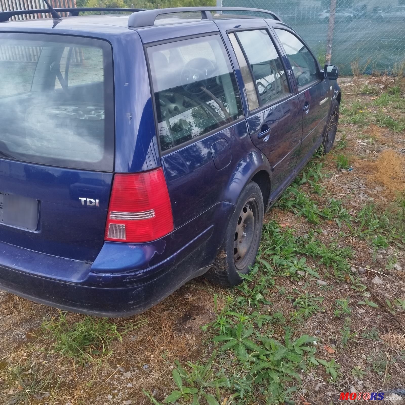 2004' Volkswagen Golf IV photo #4