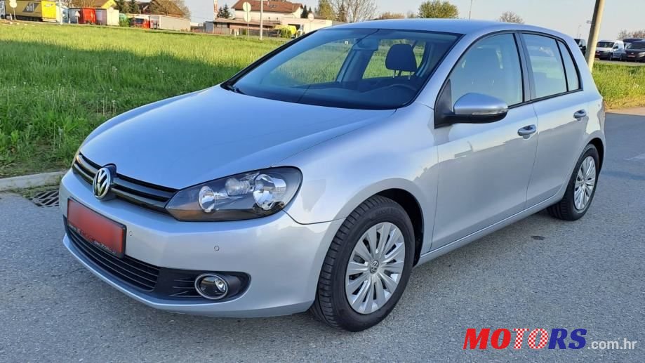 2011' Volkswagen Golf 6 photo #1