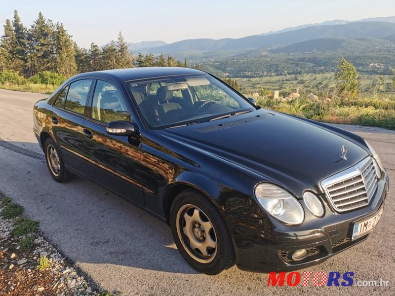 2003' Mercedes-Benz E-Klasa 220 Cdi photo #5