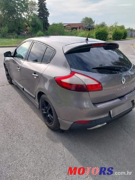 2010' Renault Megane 1,5 Dci photo #2