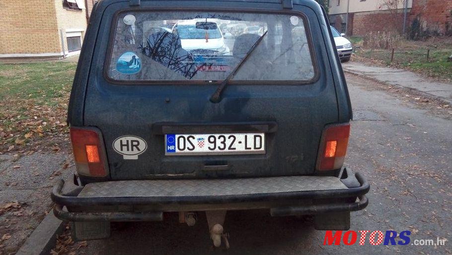 2002' Lada Niva 1700 Off photo #3