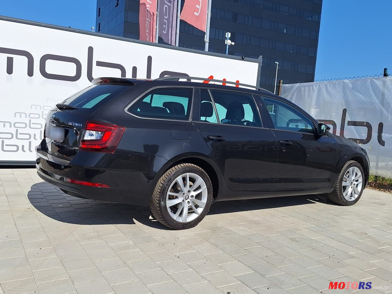 2019' Skoda Octavia Combi photo #3