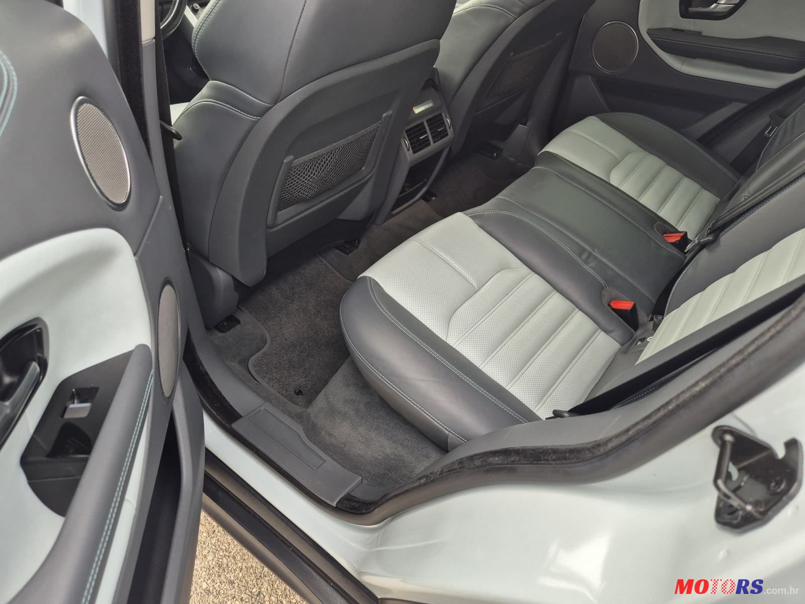 2016' Land Rover Range Rover Evoque 2,0 Td4 photo #6